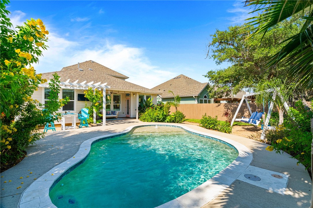 109 Shadow Moss Lane Rockport TX 78382