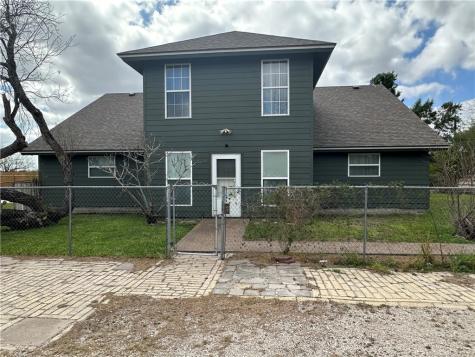 1220 W Johnston Avenue Kingsville TX 78363