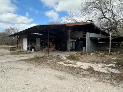 1220 W Johnston Avenue Kingsville TX 78363
