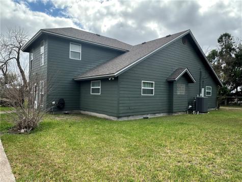 1220 W Johnston Avenue Kingsville TX 78363