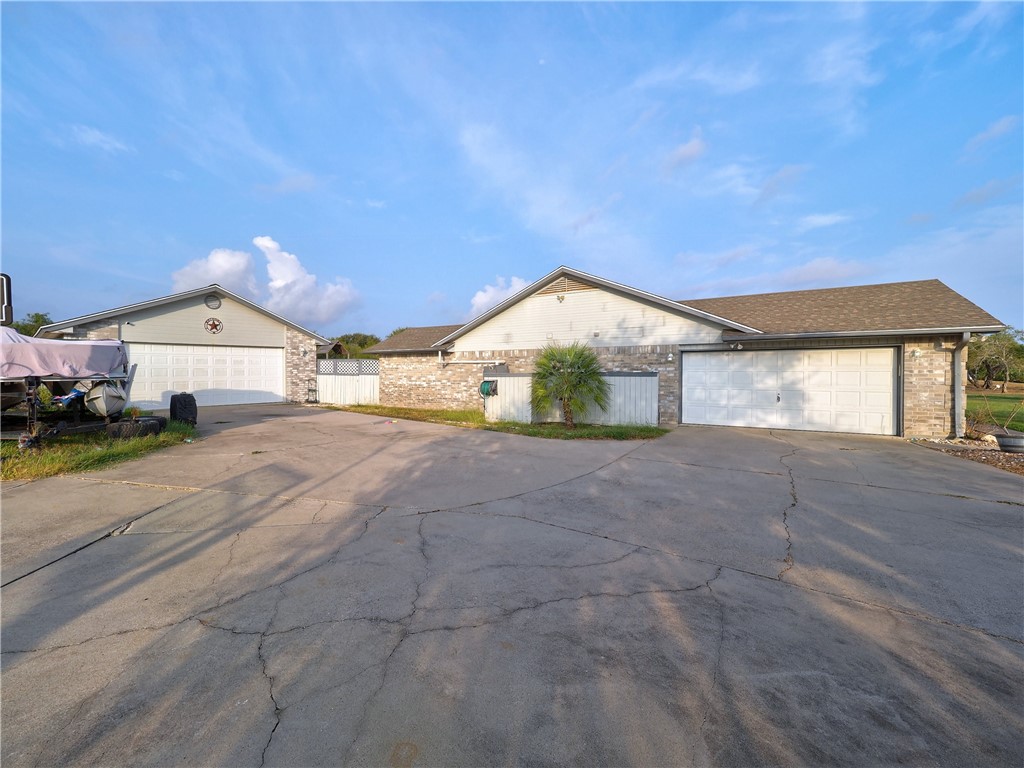 2209 Richland Drive Corpus Christi TX 78418