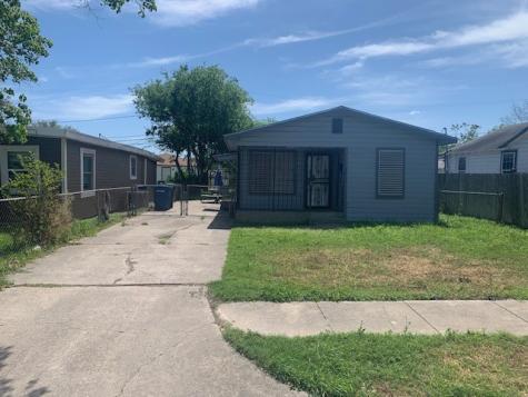 4013 Navajo Street Corpus Christi TX 78405