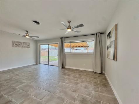 1025 Burkshire Drive Corpus Christi TX 78412