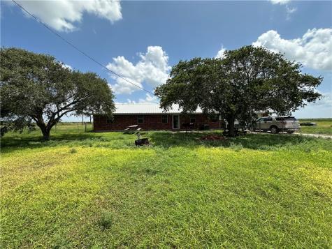 7602 Fm 796 Skidmore TX 78389