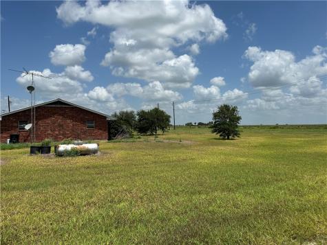 7602 Fm 796 Skidmore TX 78389