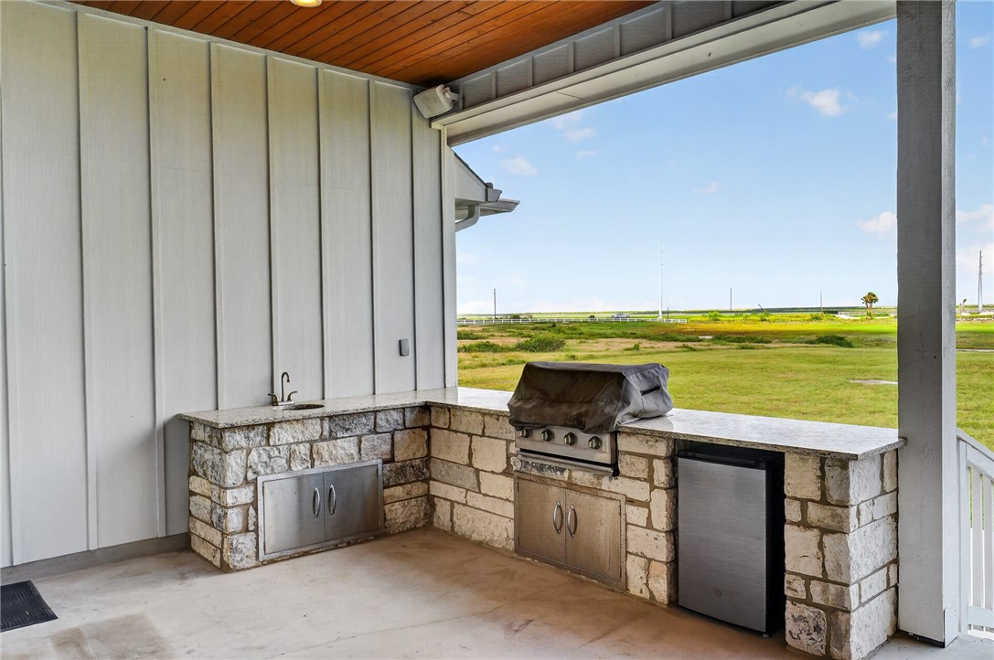107 Sunrise Drive Rockport TX 78382