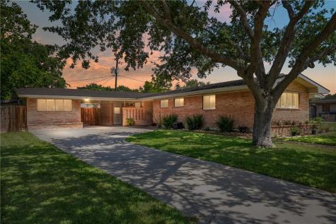 458 Barracuda Place Corpus Christi TX 78411
