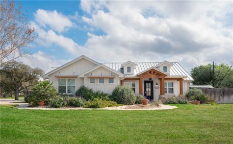701 Metz Street Orange Grove TX 78372