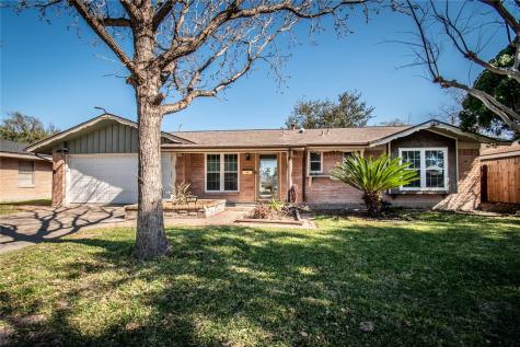 1010 Bradshaw Drive Corpus Christi TX 78412