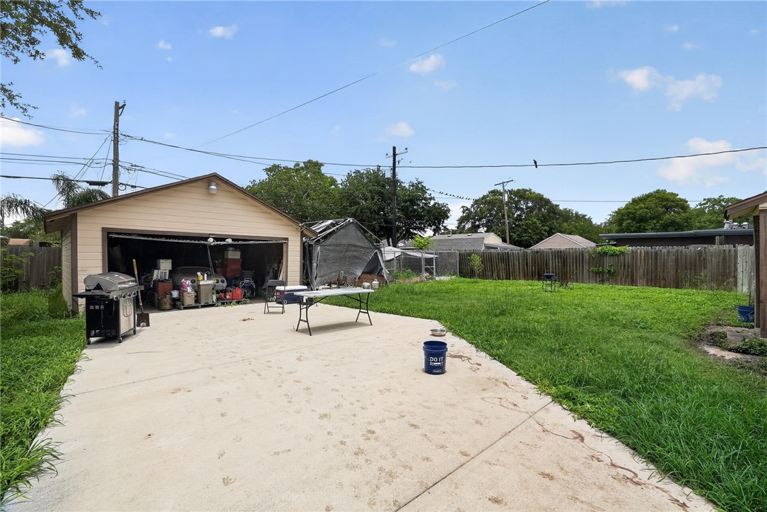 624 Chamberlain Street Corpus Christi TX 78404