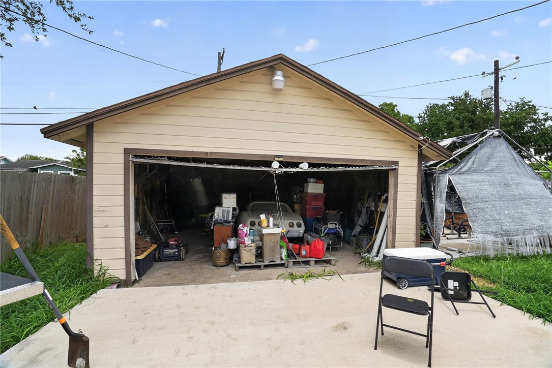 624 Chamberlain Street Corpus Christi TX 78404