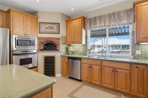 111 Angelfish Court Aransas Pass TX 78336