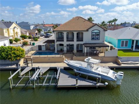 111 Angelfish Court Aransas Pass TX 78336