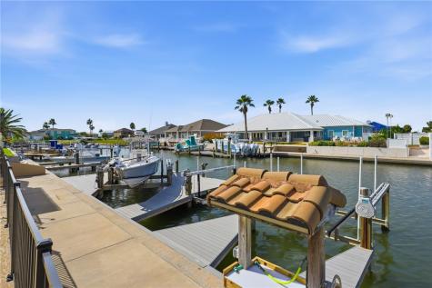 111 Angelfish Court Aransas Pass TX 78336