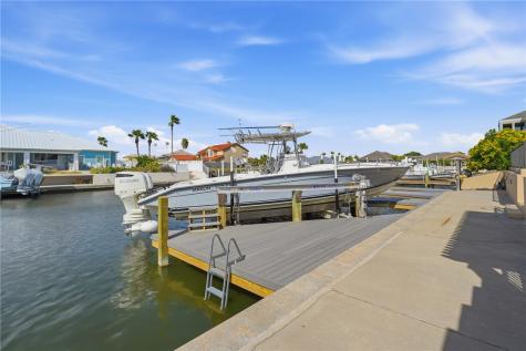 111 Angelfish Court Aransas Pass TX 78336