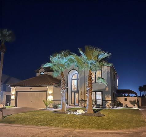 111 Angelfish Court Aransas Pass TX 78336