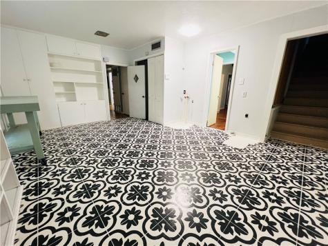 629 W Henrietta Avenue Kingsville TX 78363