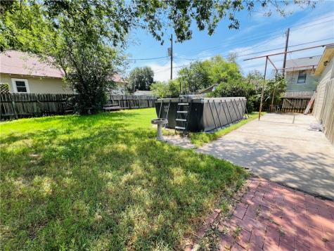 629 W Henrietta Avenue Kingsville TX 78363