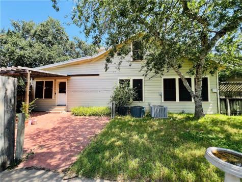 629 W Henrietta Avenue Kingsville TX 78363