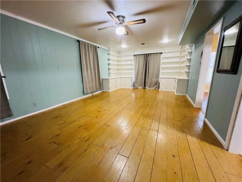 629 W Henrietta Avenue Kingsville TX 78363