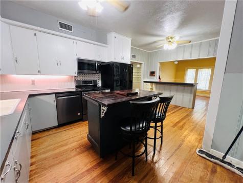 629 W Henrietta Avenue Kingsville TX 78363