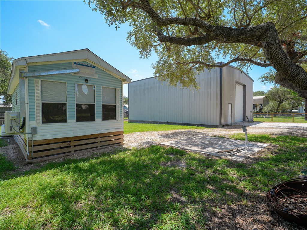 312 Traylor Avenue Rockport TX 78382