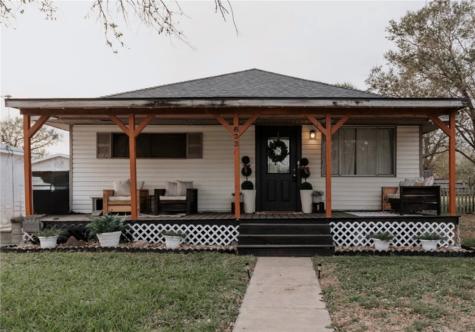 633 Tutt Avenue Taft TX 78390