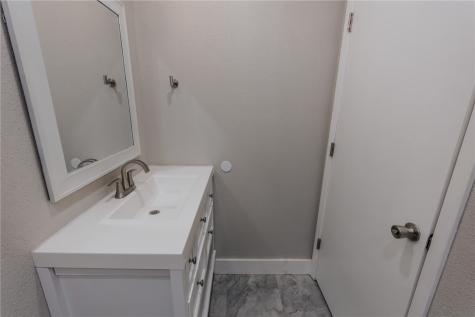 633 Tutt Avenue Taft TX 78390