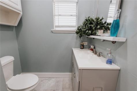 633 Tutt Avenue Taft TX 78390