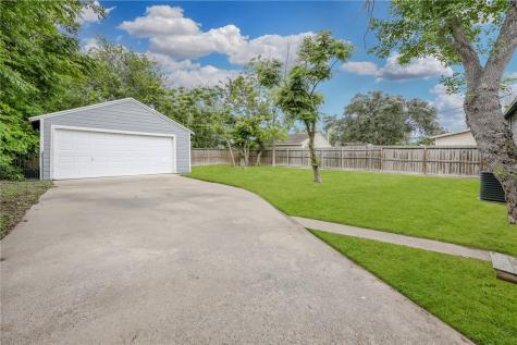 1046 Chamberlain Street Corpus Christi TX 78404