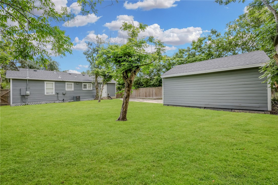 1046 Chamberlain Street Corpus Christi TX 78404
