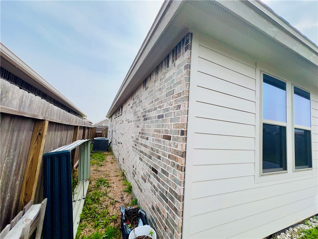 2625 Las Estrellas Street Corpus Christi TX 78414