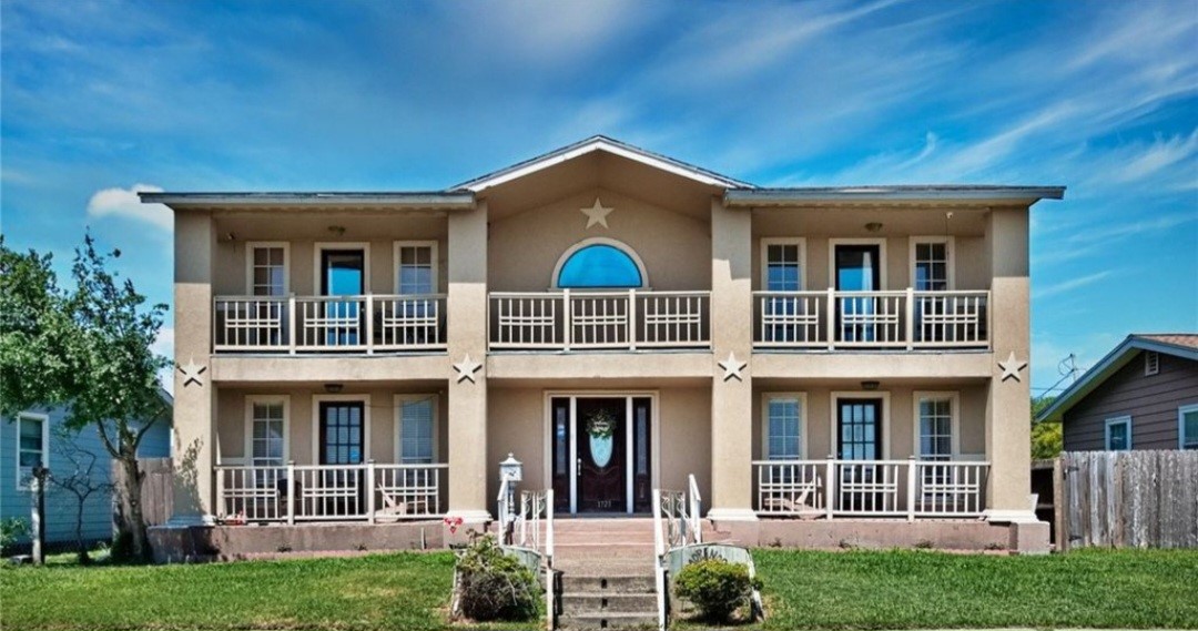 1721 Wallace Avenue Corpus Christi TX 78412