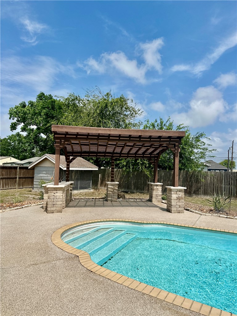 1601 Dove Corpus Christi TX 78418