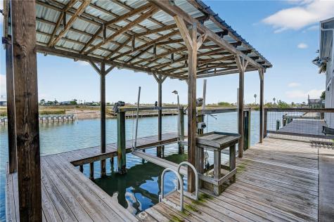 838 Rattlesnake Point Road Rockport TX 78382