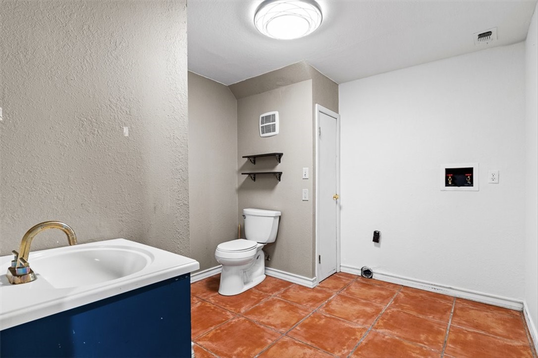 121 North Sierra Woods Drive Rockport TX 78382