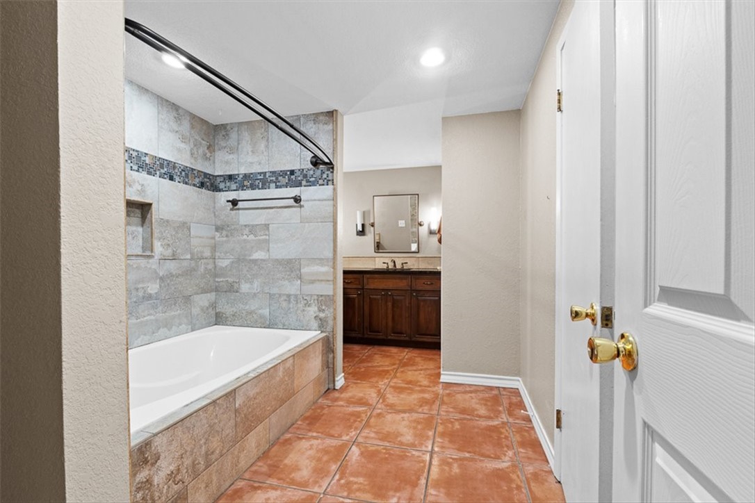 121 North Sierra Woods Drive Rockport TX 78382