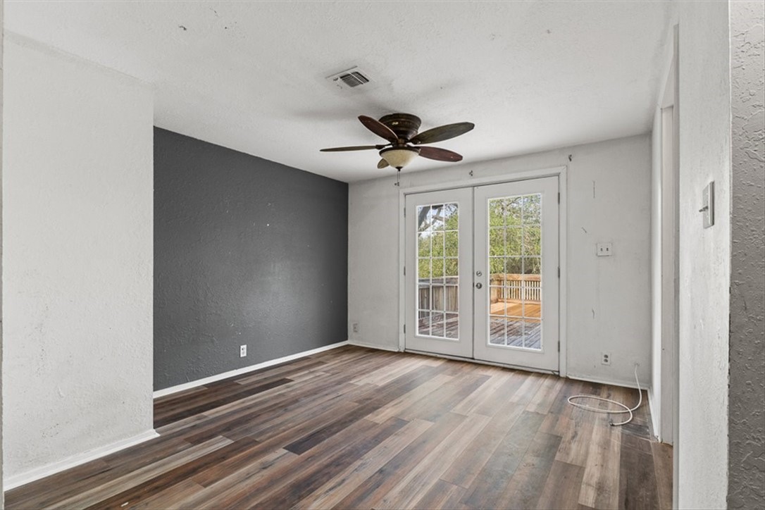 121 North Sierra Woods Drive Rockport TX 78382