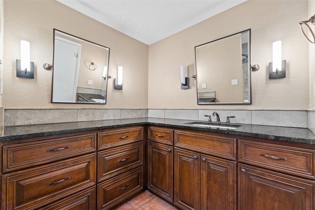 121 North Sierra Woods Drive Rockport TX 78382