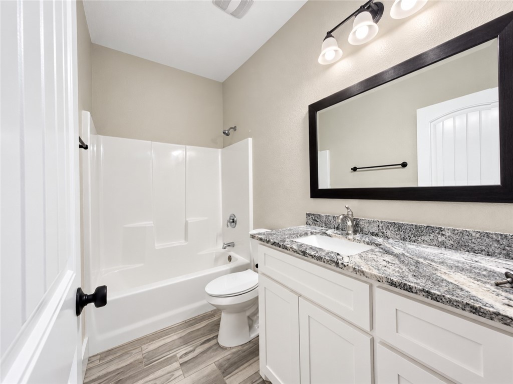 2717 Persimmon Street Corpus Christi TX 78415