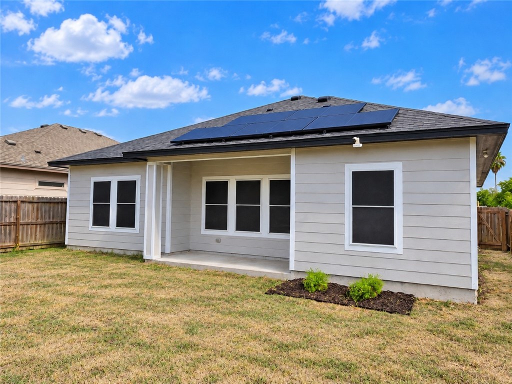2717 Persimmon Street Corpus Christi TX 78415