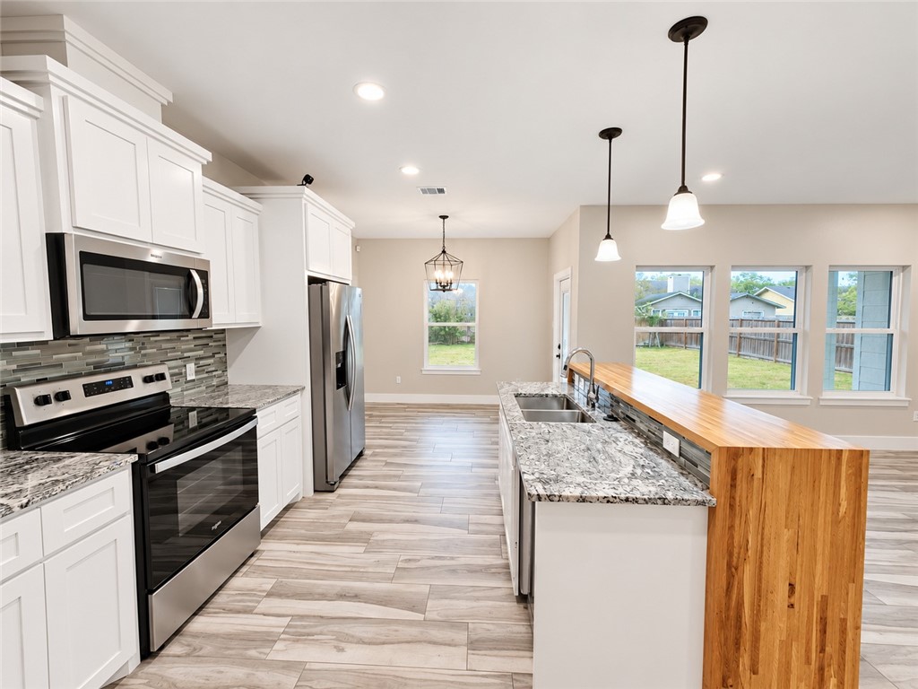2717 Persimmon Street Corpus Christi TX 78415