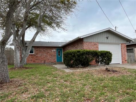 126 Dell Avenue Portland TX 78374