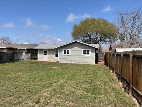 126 Dell Avenue Portland TX 78374
