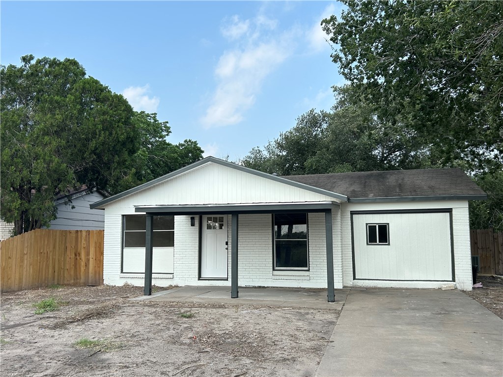 1105 Fairview Drive Kingsville TX 78363