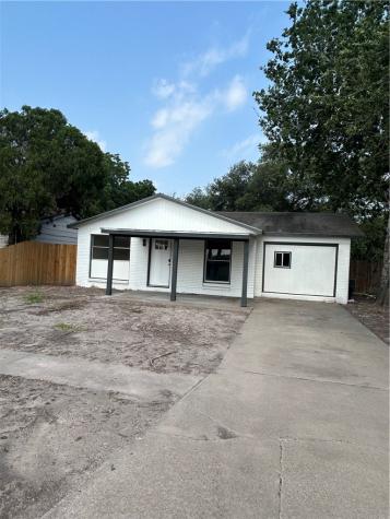 1105 Fairview Drive Kingsville TX 78363