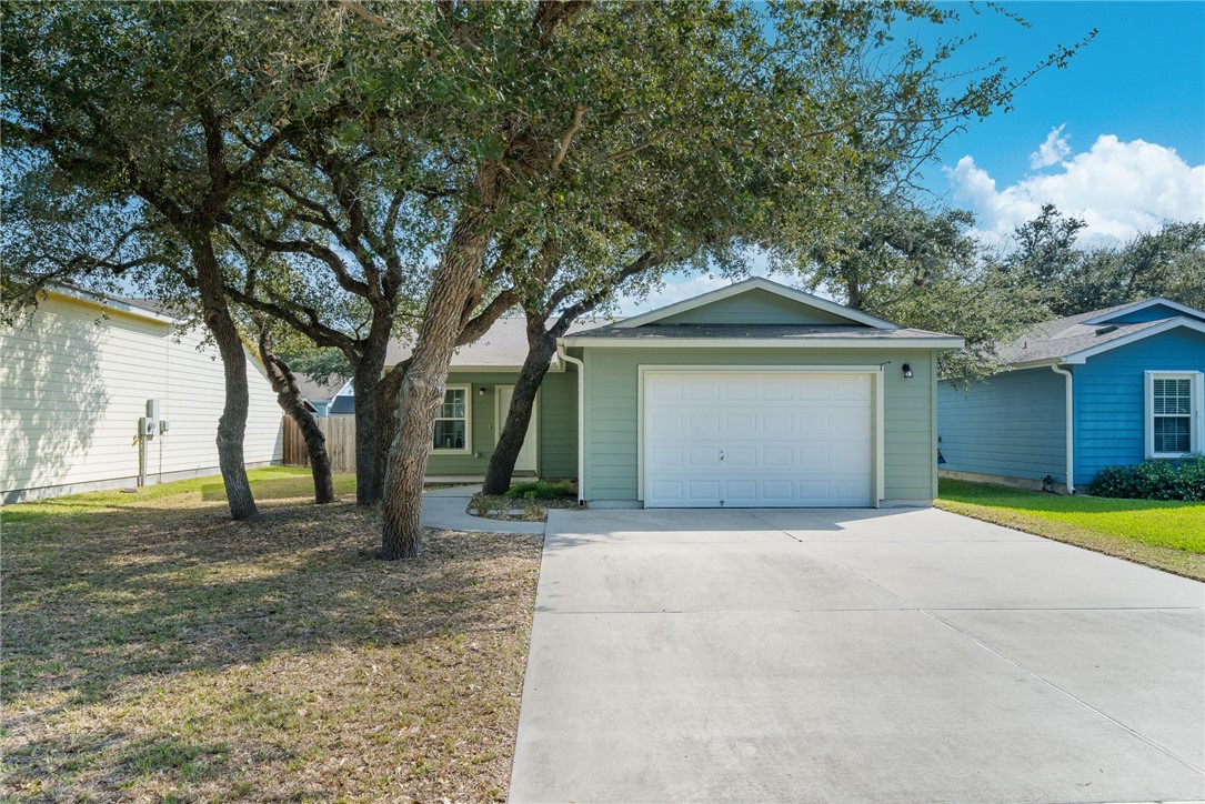 110 Pecan Harbor Street Rockport TX 78382