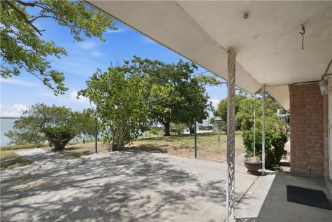 1358 Ocean Ingleside TX 78362