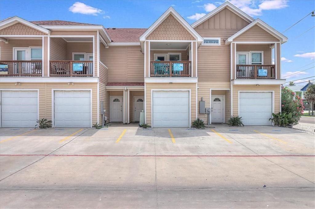 1813 S 11th Street 202 Port Aransas TX 78373
