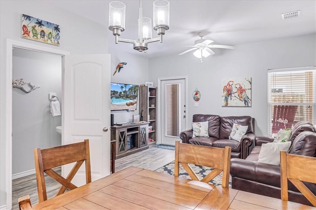1813 S 11th Street 202 Port Aransas TX 78373